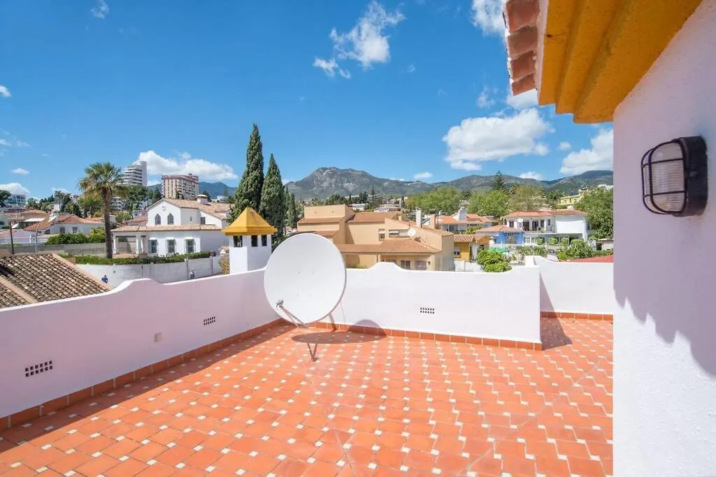 Villa Marina Benalmadena - 5 Min Walk To The Beach, Heated Pool, Spa, 5 Bedrooms 0*,